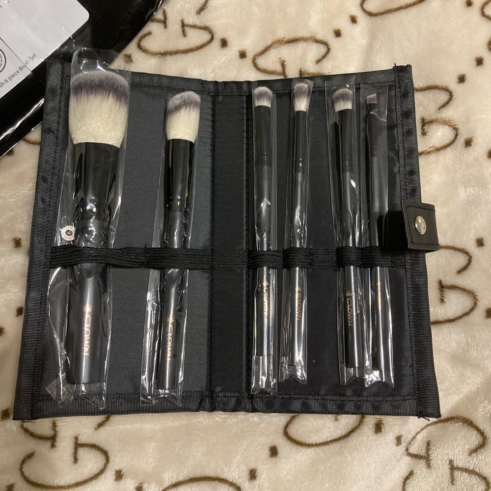 Crown Pro 6 Piece Brush Set - NEW!